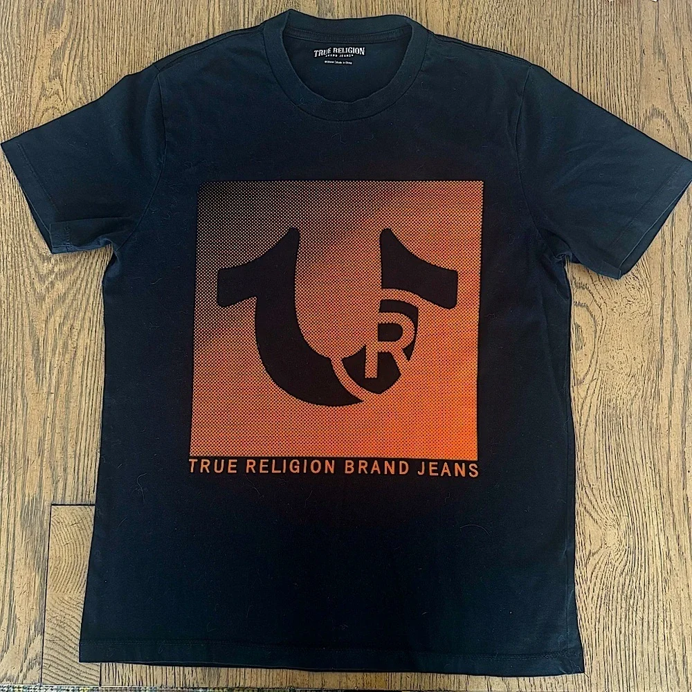 True Religion Brand Jeans Black Orange Horseshoe Logo Graphic T-Shirt Medium